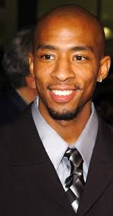 How tall is Antwon Tanner?